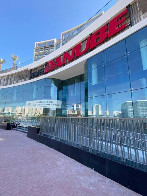 Near To Downtown With Pool View Apartment Dubai