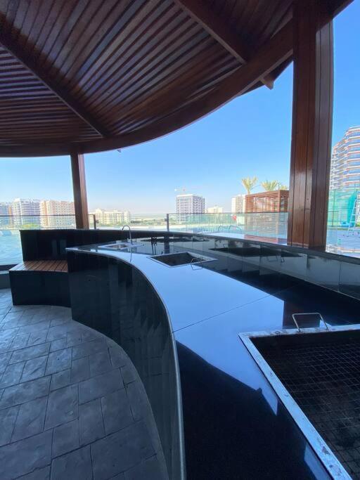 Near To Downtown With Pool View Apartment Dubai